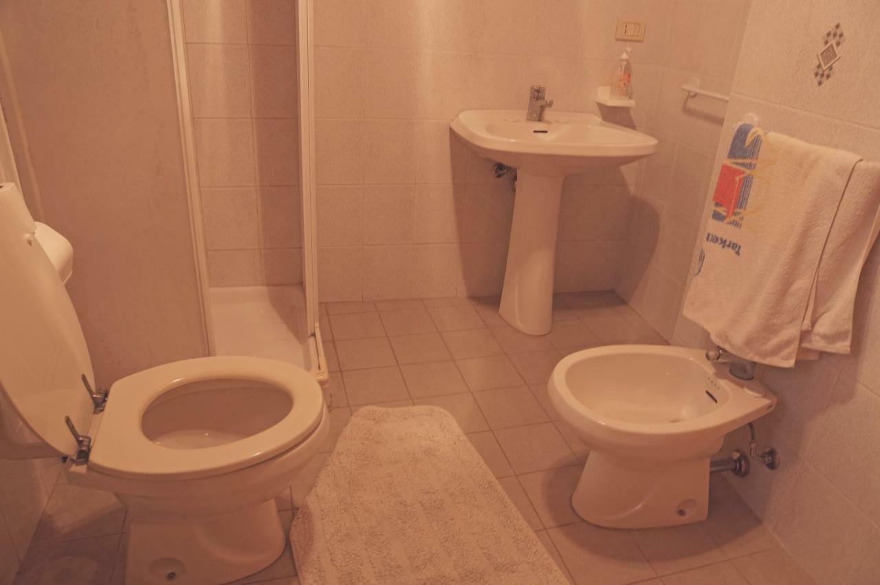 Foresteria Lombarda Da Giovanna バルツィオ エクステリア 写真
